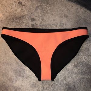 Triangle neoprene bikini bottom